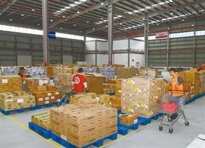 首屆進(jìn)博會與“雙11”物流 海關(guān)總署推動開放平衡與高效通關(guān)